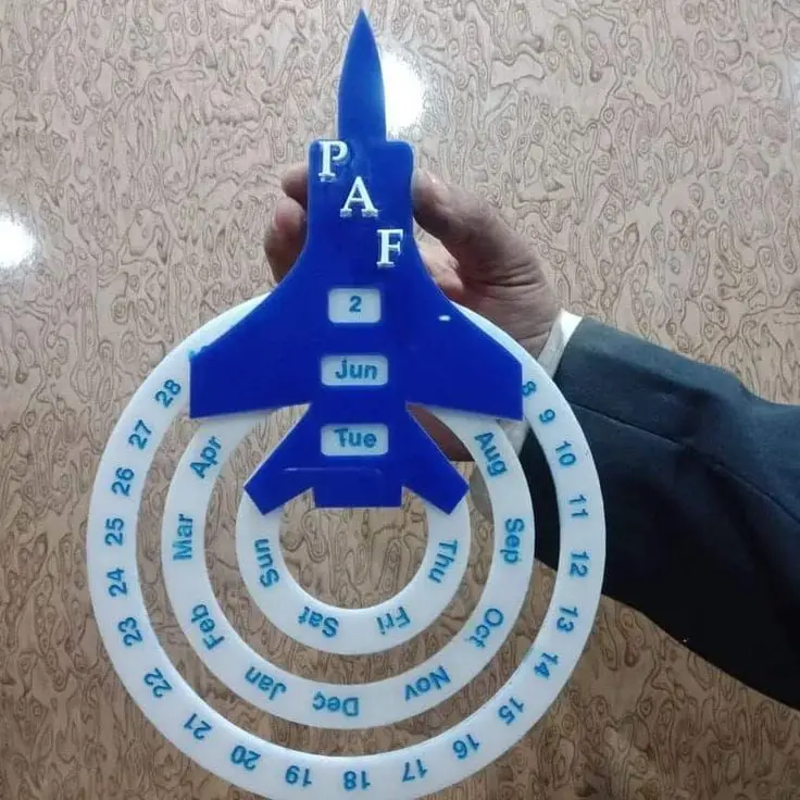 Acrylic Jet Perpetual Calendar — photo 1