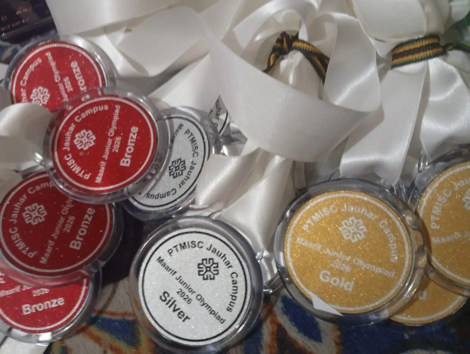 Acrylic Round Medal with Ribbon — photo 2
