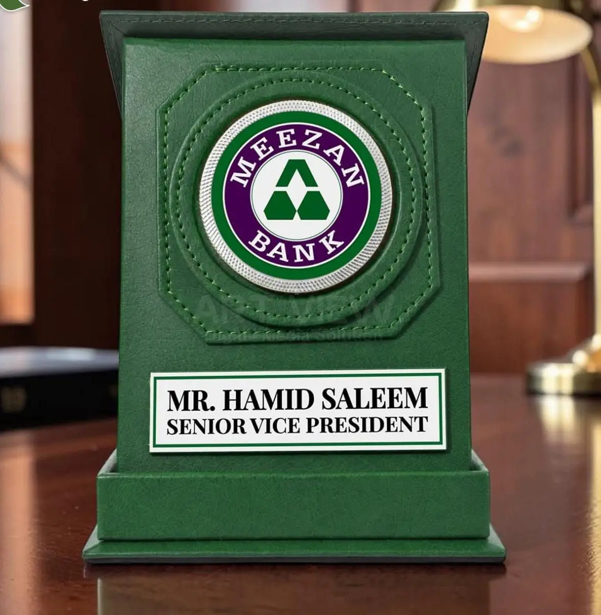 Leatherette Folding Award Stand with Name Plate — photo 1